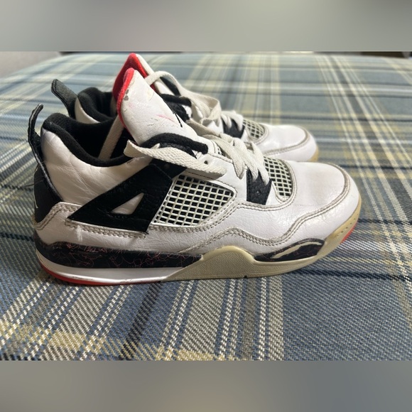 Nike Air Jordan 4 Retro White Black Crimson - Picture 1 of 8